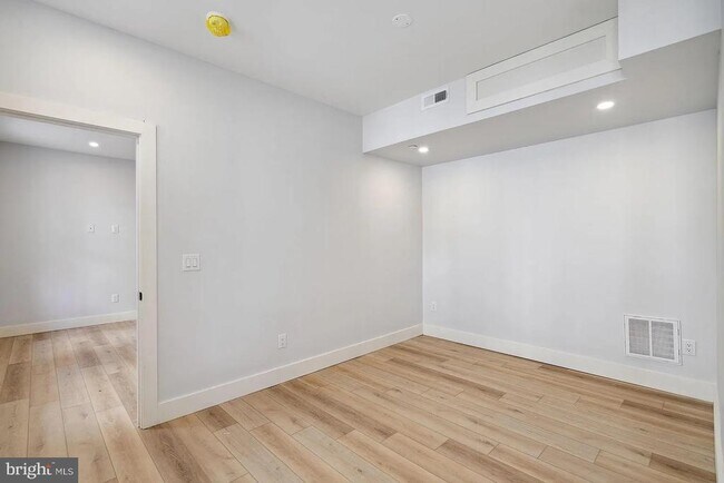 Photo - 3439 Lancaster Ave