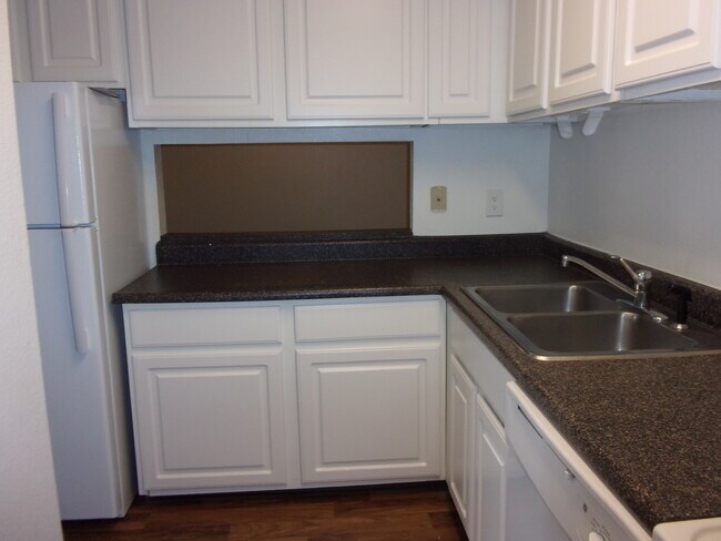 Photo - Citadel Village Apartments