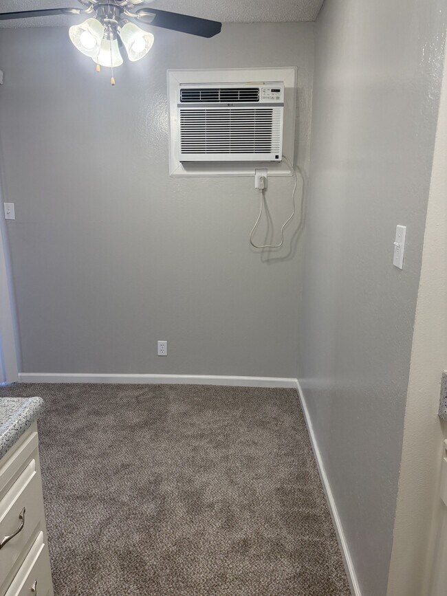 1 BR