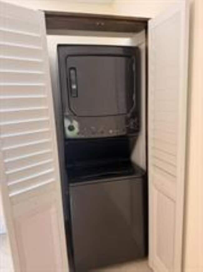 Photo - 2018 NE 14th Ct