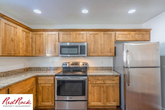 Photo - 2801 E 450 N