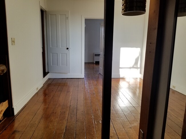 Photo - 309 N Market St