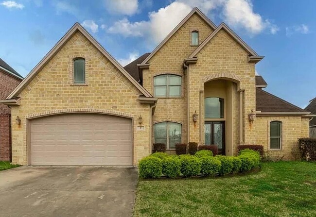 Building Photo - 7 Stonebrook Ct