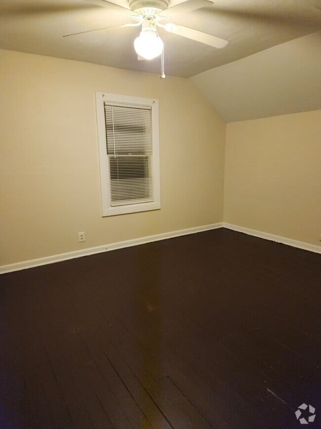 Building Photo - 1409 8th St NW Rental