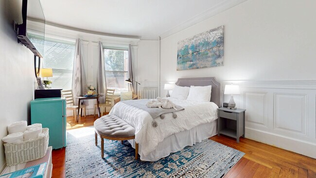 Photo - 1029 Beacon St Unidad 3