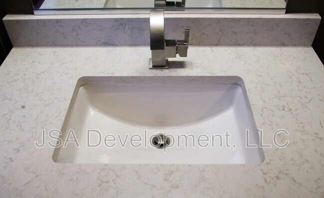 Photo - 611 Sycamore St