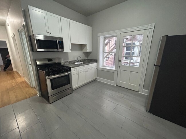 Building Photo - 520 E King St Unit Apt. 1