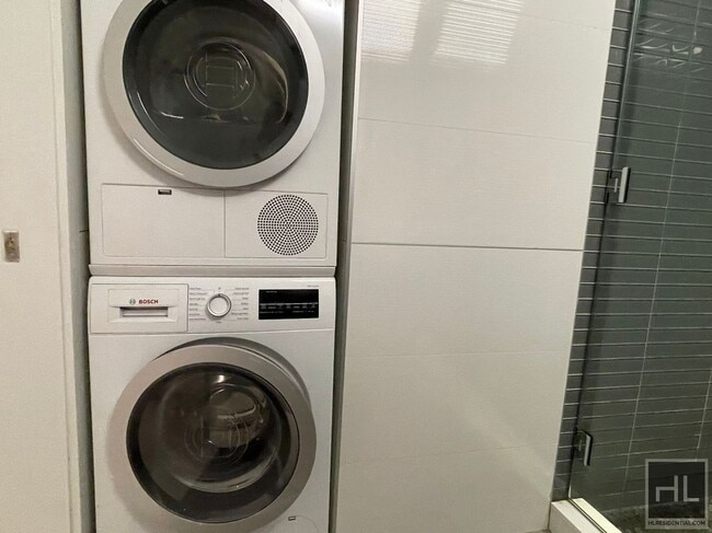 Photo - STANTON ST. Unit 4H