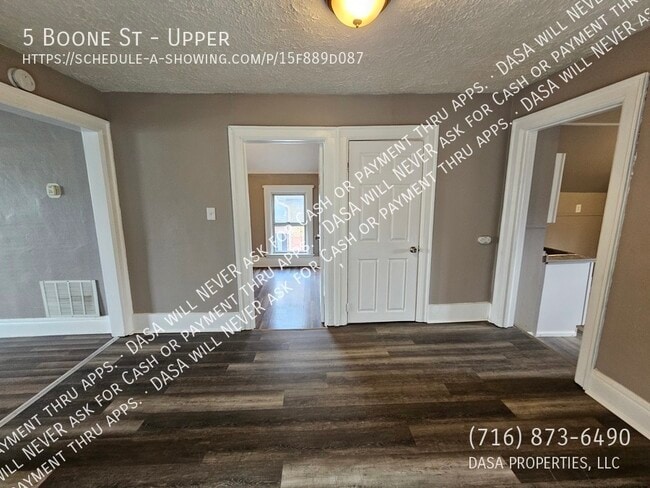 5 Boone St Unit Upper