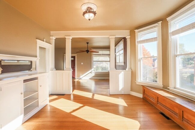 Photo - 2817 Kearney St