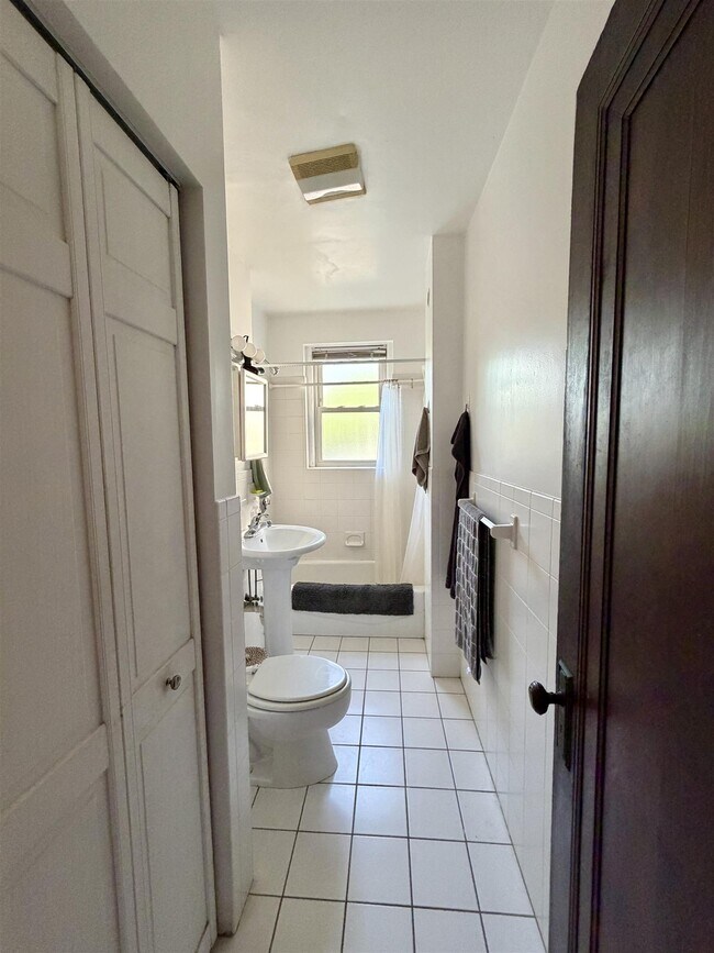 Photo - 9 Ellery St Unit 35
