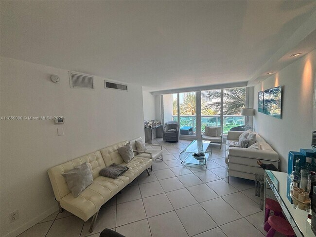 Photo - 6770 Indian Creek Dr Unidad 5R