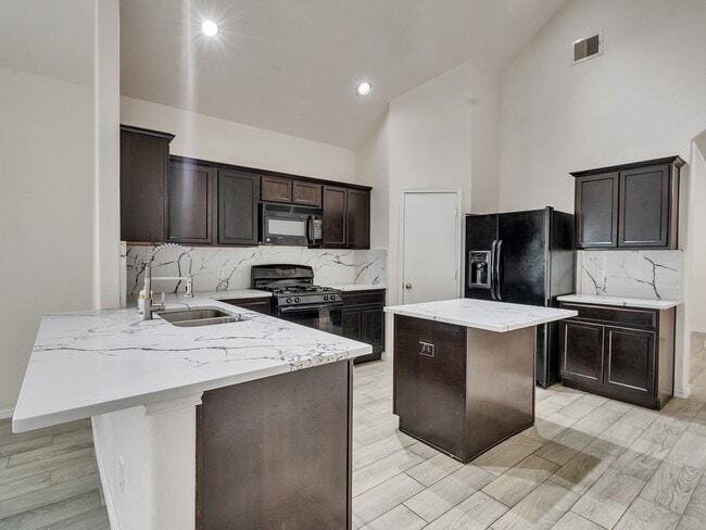 Building Photo - 20423 Purple Sunset Ct