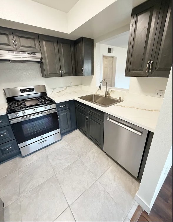 Photo - 3119 Foothill Blvd Unidad 4