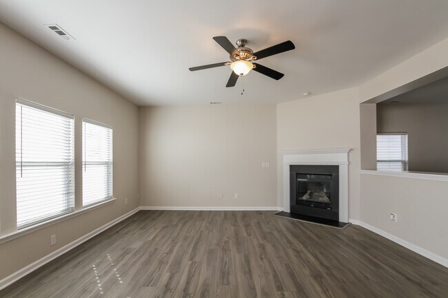 Photo - 118 Colville Rd