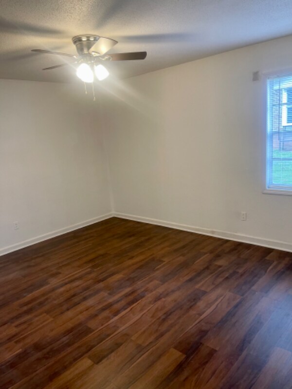 Photo - 111 Masters Ct Unidad A