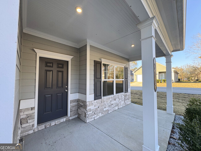 Photo - 214 N Dogwood St