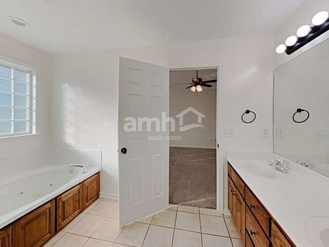 Building Photo - 399 Meigs Dr Rental