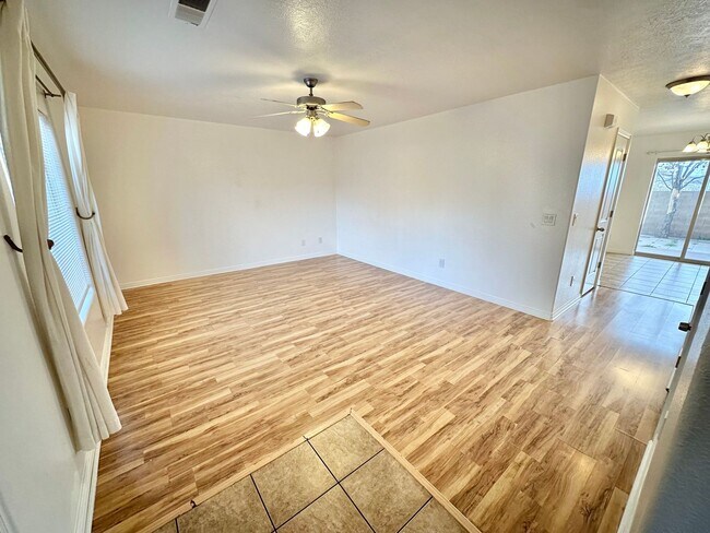 Photo - 3 Bedroom End Unit Townhome!