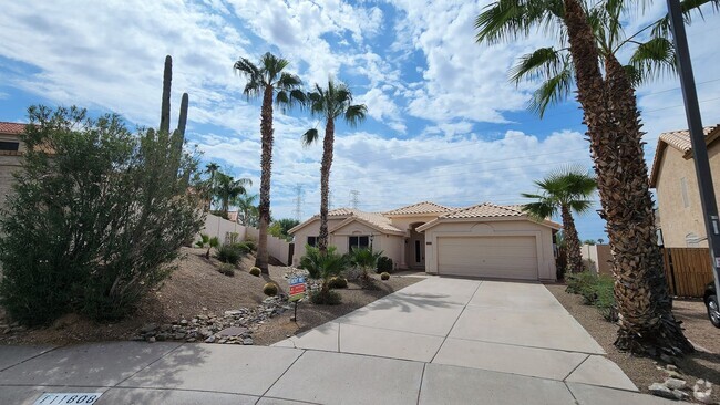 Building Photo - 3 Bedroom Home in the Sierra Ridge Communi...