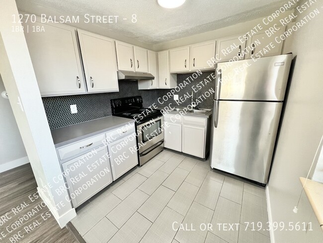 Photo - 1270 Balsam St Unit 8