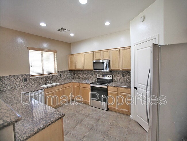 Photo - 18447 W Caribbean Ln