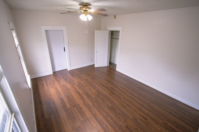 Building Photo - 512 Baltimore St Unit 512 Baltimore St Rental