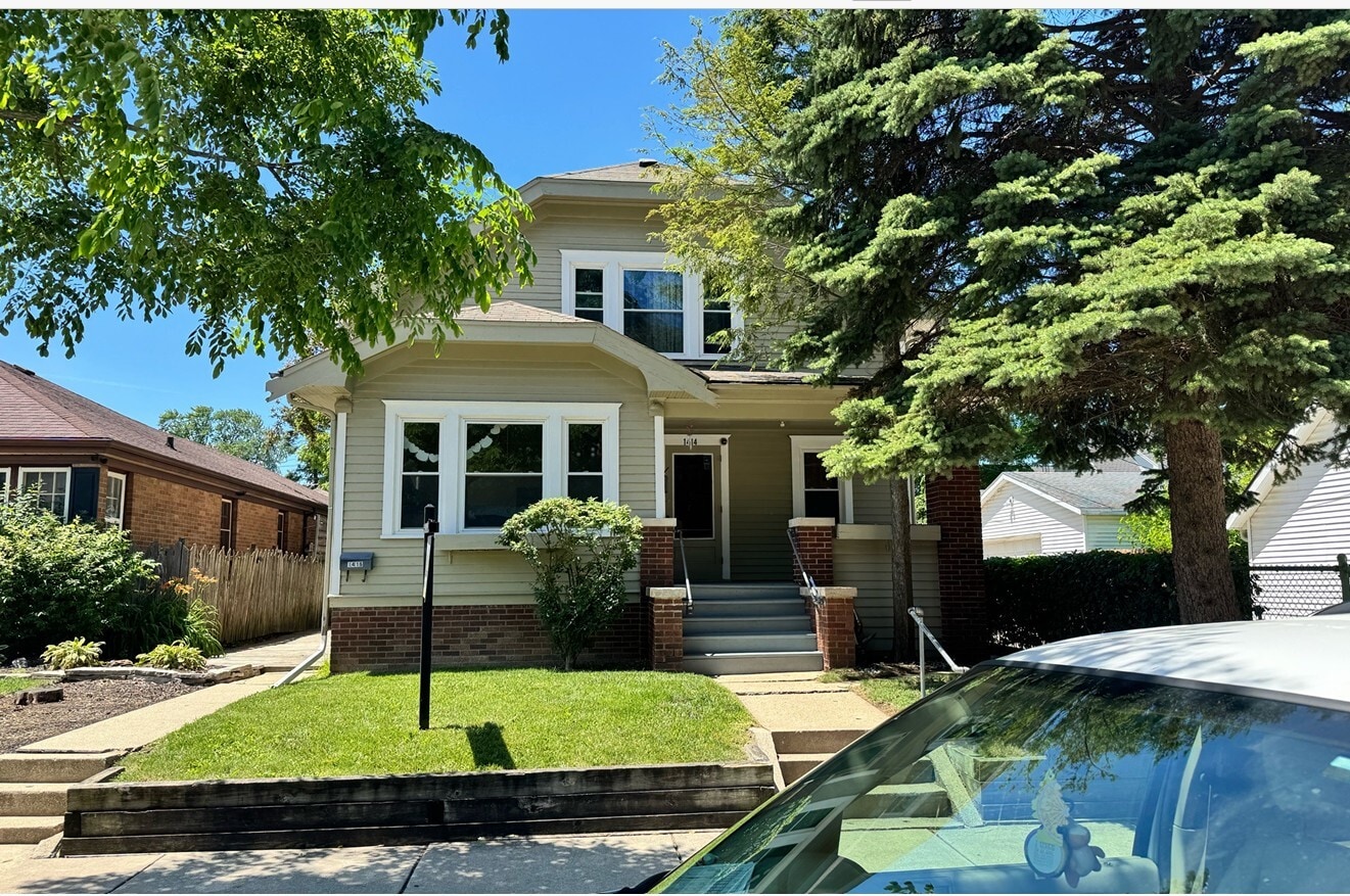 Photo - 1414 W Lawn Ave