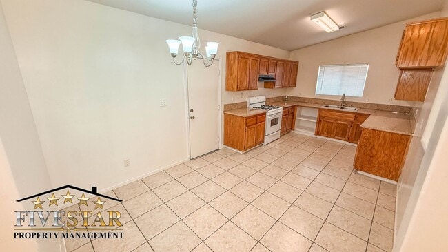 Photo - 7408 Cross Glade St