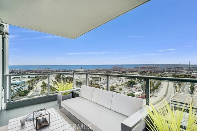 Building Photo - 411 W Seaside Way Unit 1804 Rental
