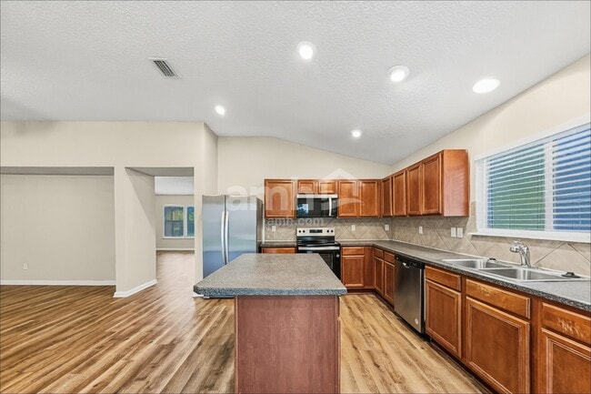 Photo - 12336 Deersong Dr N
