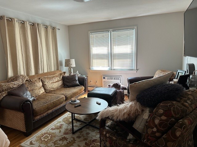 Photo - 714 Middle St St Unit 1A