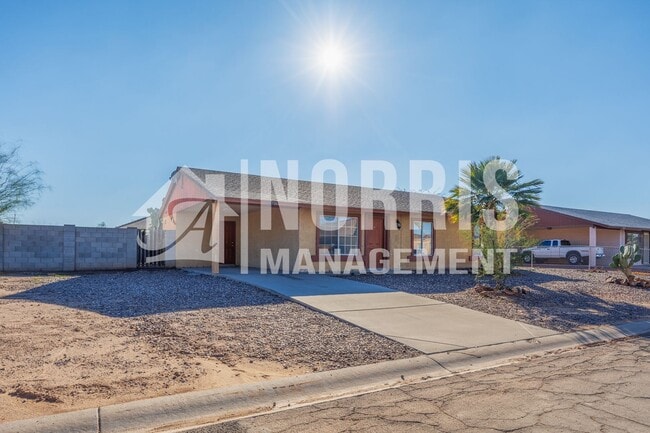 Photo - Freshly Updated Home in Arizona City