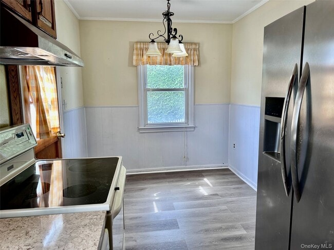 Photo - 484 Chelsea Rd