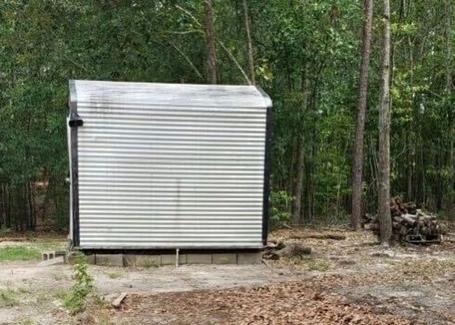 Photo - Rent this Affordable 2 Bedroom 1 Bathroom Mobile Home in Eastover!