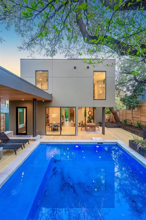 Photo - 1505 Alameda Dr House