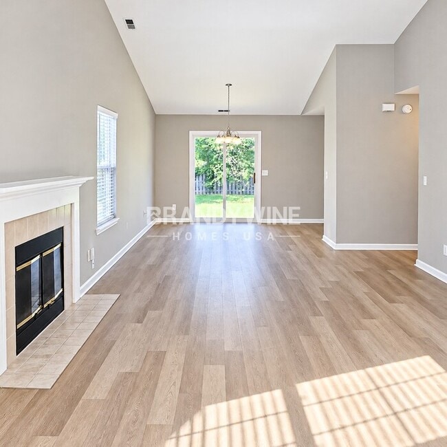 8446 Country Meadows Dr