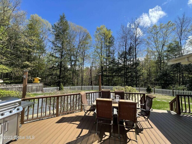 Photo - 4 Granite Lake Dr