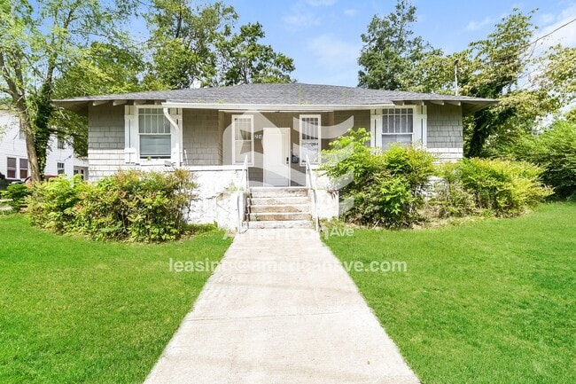 Photo - 204 S Adair St