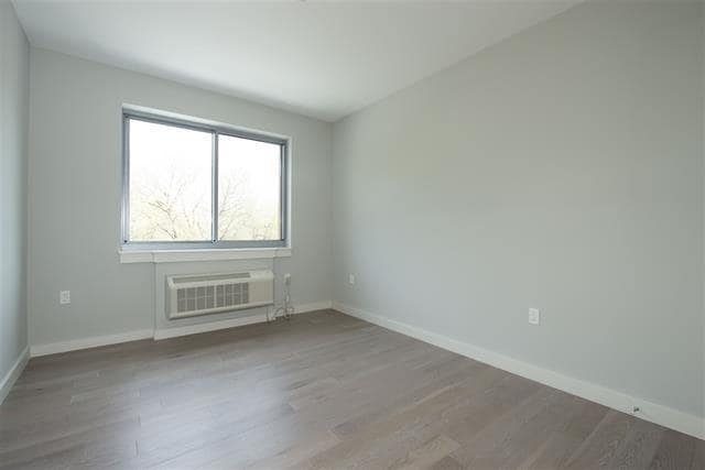 Photo - 461 Newark Ave Unit 4B