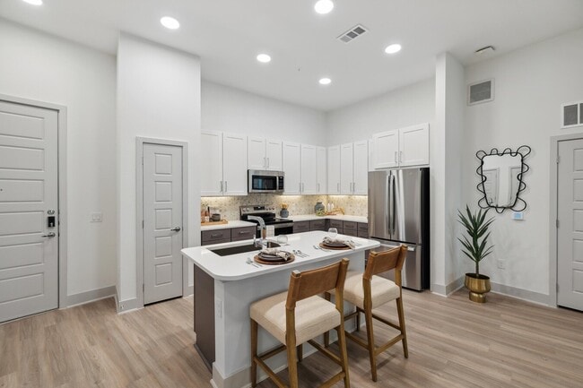 Move-In Special: 4–6 Weeks Free - Move-In Special: 4–6 Weeks Free Unidad ASH Rental