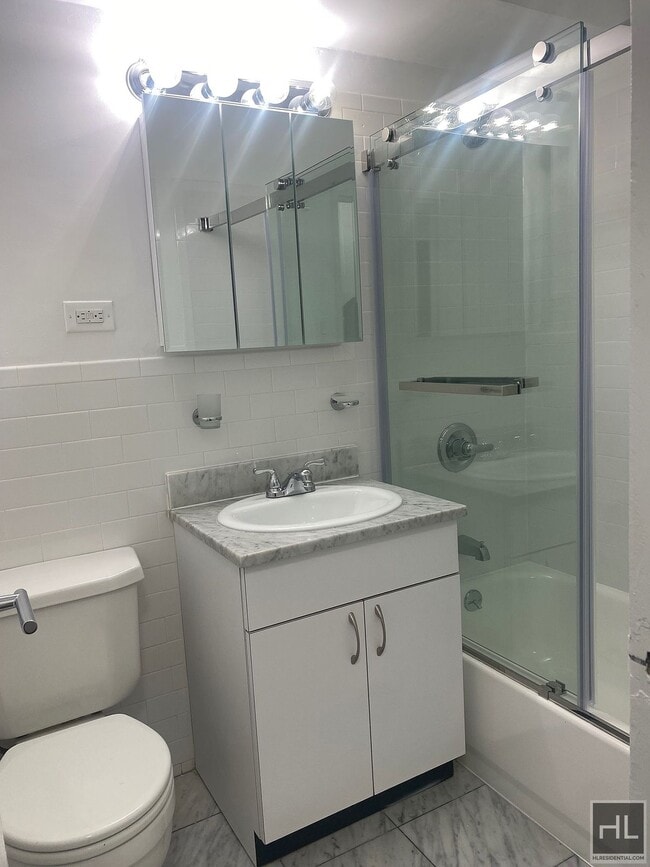 Photo - EAST 56 STREET Unidad 5N