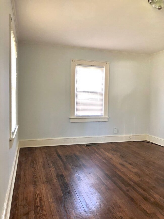 Photo - Adorable Bungalow with 2BR/1BA in Greer - desirable neighborhood in Greenville County - close to ...