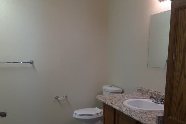 Photo - 435 Rick Ct #I