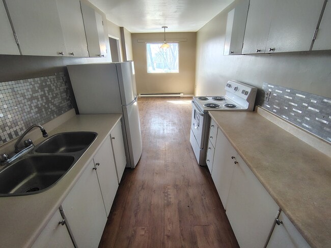 Cuisine - Donwood Park Apartments
