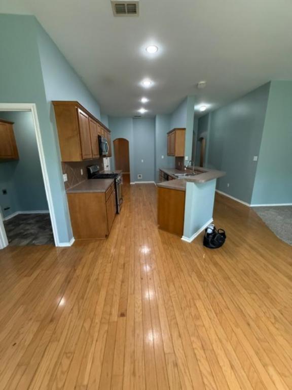 Photo - 625 Winding Brook Ln