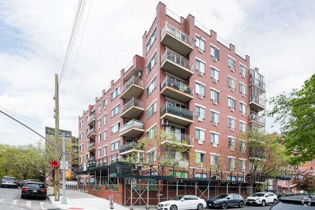 Photo - 31-01-31-07 137th St