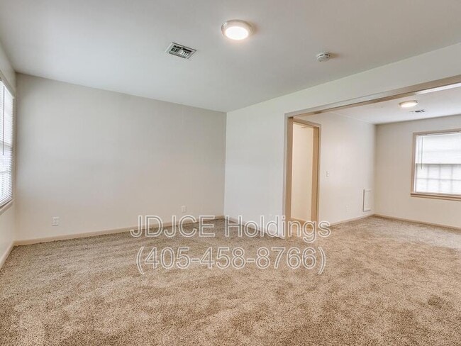 901 Stansell Dr