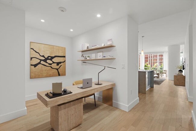 Photo - 77 Hudson St Unidad 1409