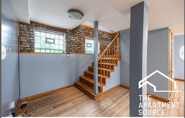 Photo - 1349 N Washtenaw Ave Unit 1E